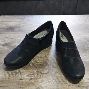 Cloudsteppers by Clarks Black Flats